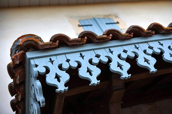 Décorez avec style : choisir le bon lambrequin