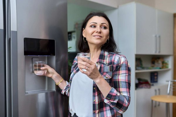 Fontaine a eau sur réseau : choix et avantages
